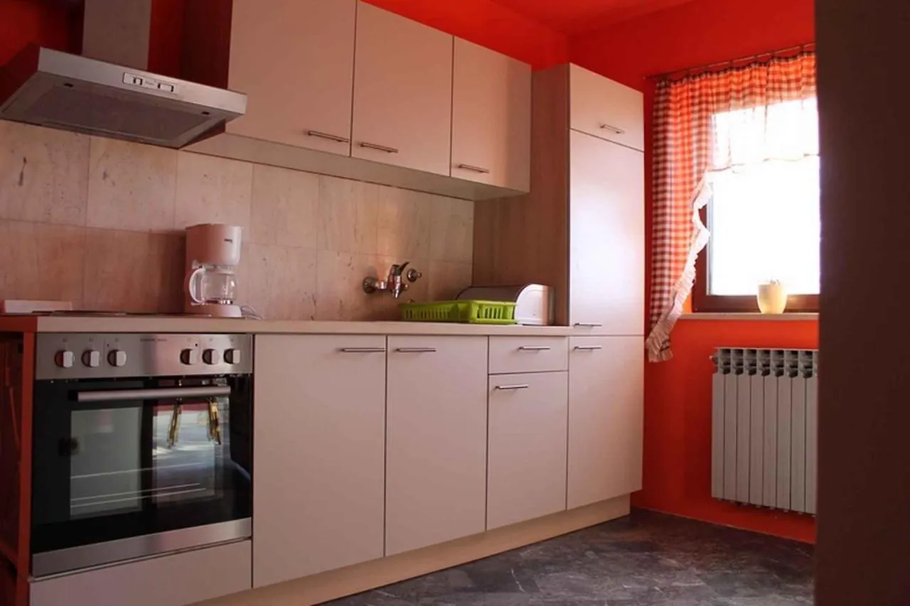 Apartment Valbandon 8 斯廷佳