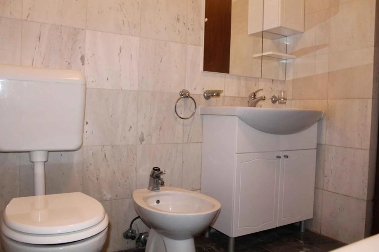 Apartment Valbandon 8 斯廷佳