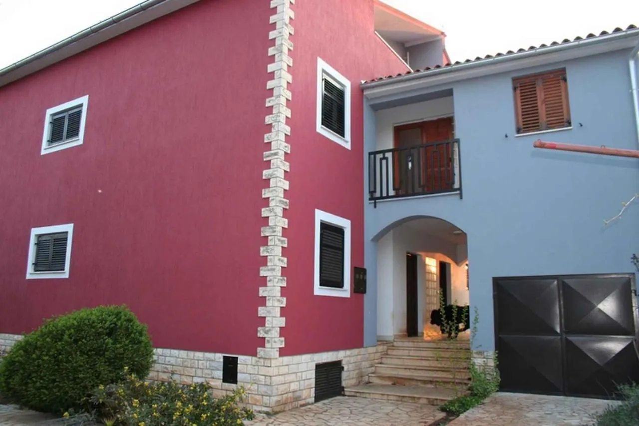 Apartment Valbandon 8 斯廷佳
